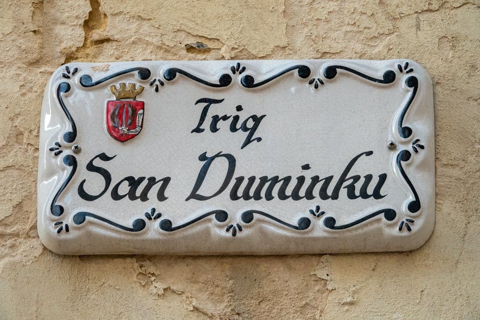 Maltese Street Signage